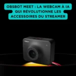 Webcam OBSBOT Meet noire à intelligence artificielle, posée sur socle avec objectif proéminent, éclairage circulaire multicolore sur fond noir et encart turquoise présentant la webcam comme accessoire révolutionnaire pour streamers.