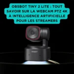 Obsbot Tiny 2 Lite : tout savoir sur la webcam ptz 4k à intelligence artificielle pour les streamers Webcam OBSBOT Tiny 2 Lite noire sur socle, objectif proéminent, mise en lumière sur fond noir avec encart turquoise présentant ses fonctions IA et sa résolution 4K pour le streaming.